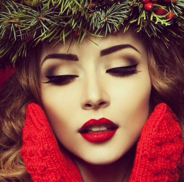 Christmas Party Makeup Ideas
 Best 25 Christmas makeup ideas on Pinterest