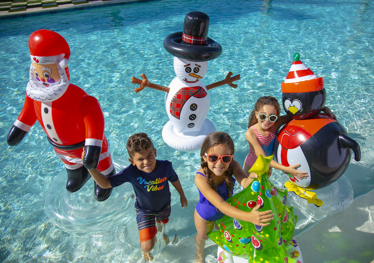 Christmas Pool Floats
 Decorate Your Patio for Christmas