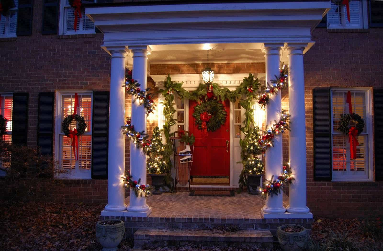 Christmas Porch Lights
 Christmas Decorating Ideas for Your Porch