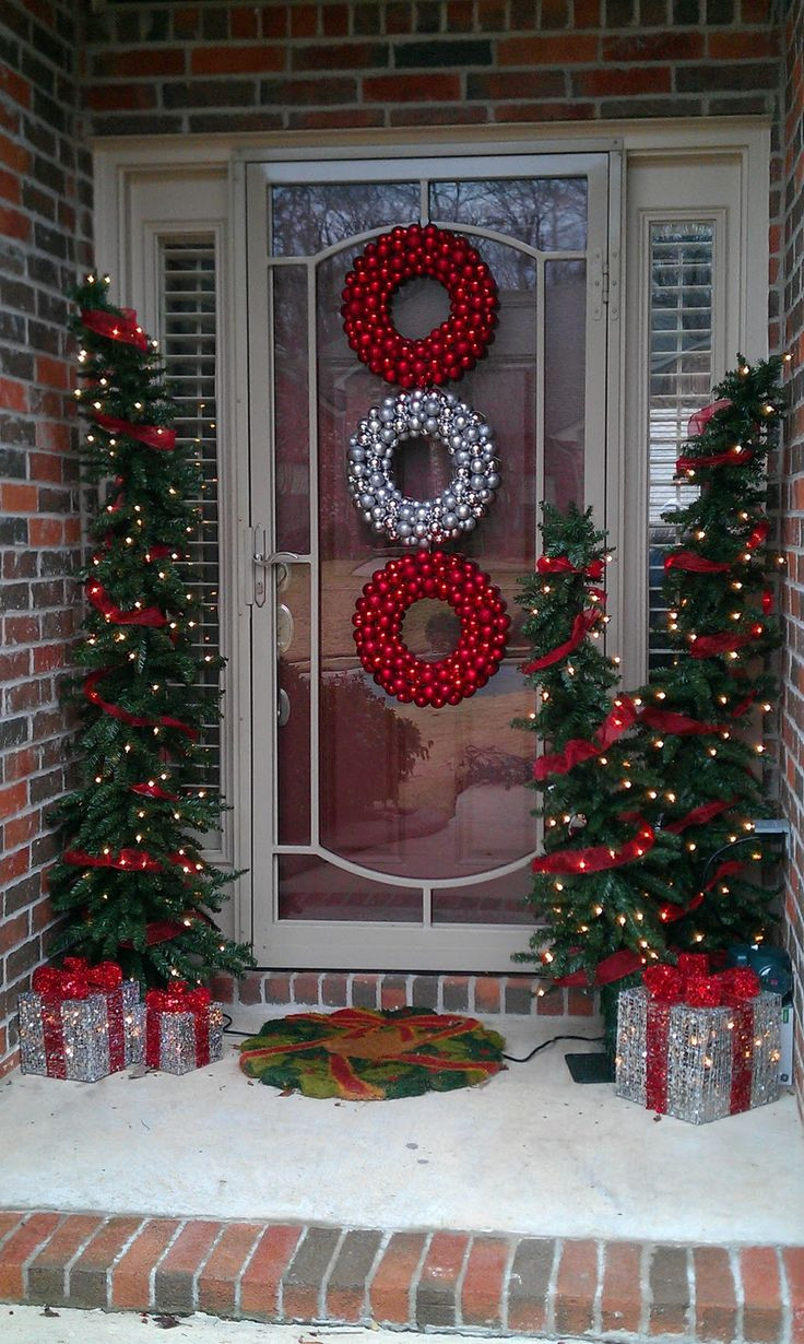 Christmas Porch Trees
 Best 25 Outdoor christmas trees ideas on Pinterest