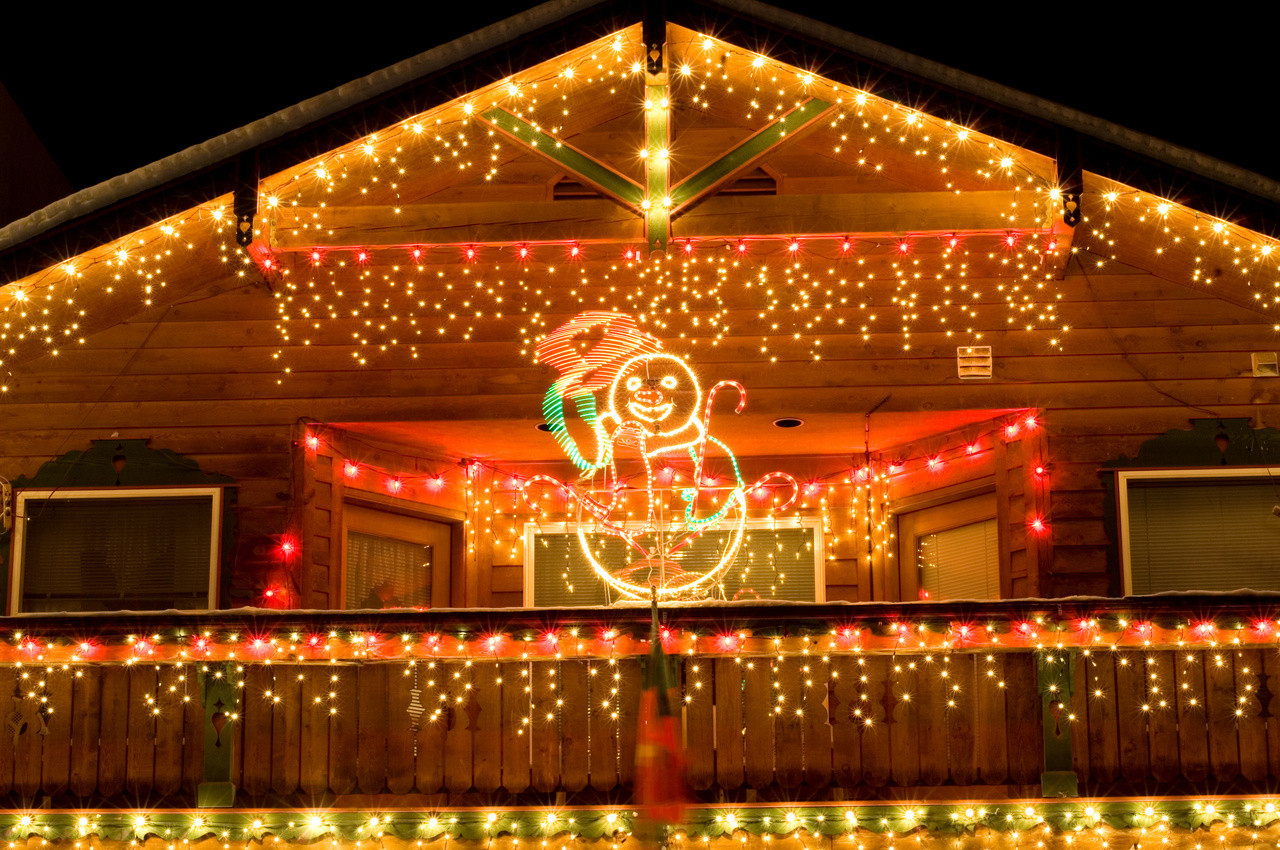 Christmas Rooftop Decorating Ideas
 Outdoor Christmas Décor
