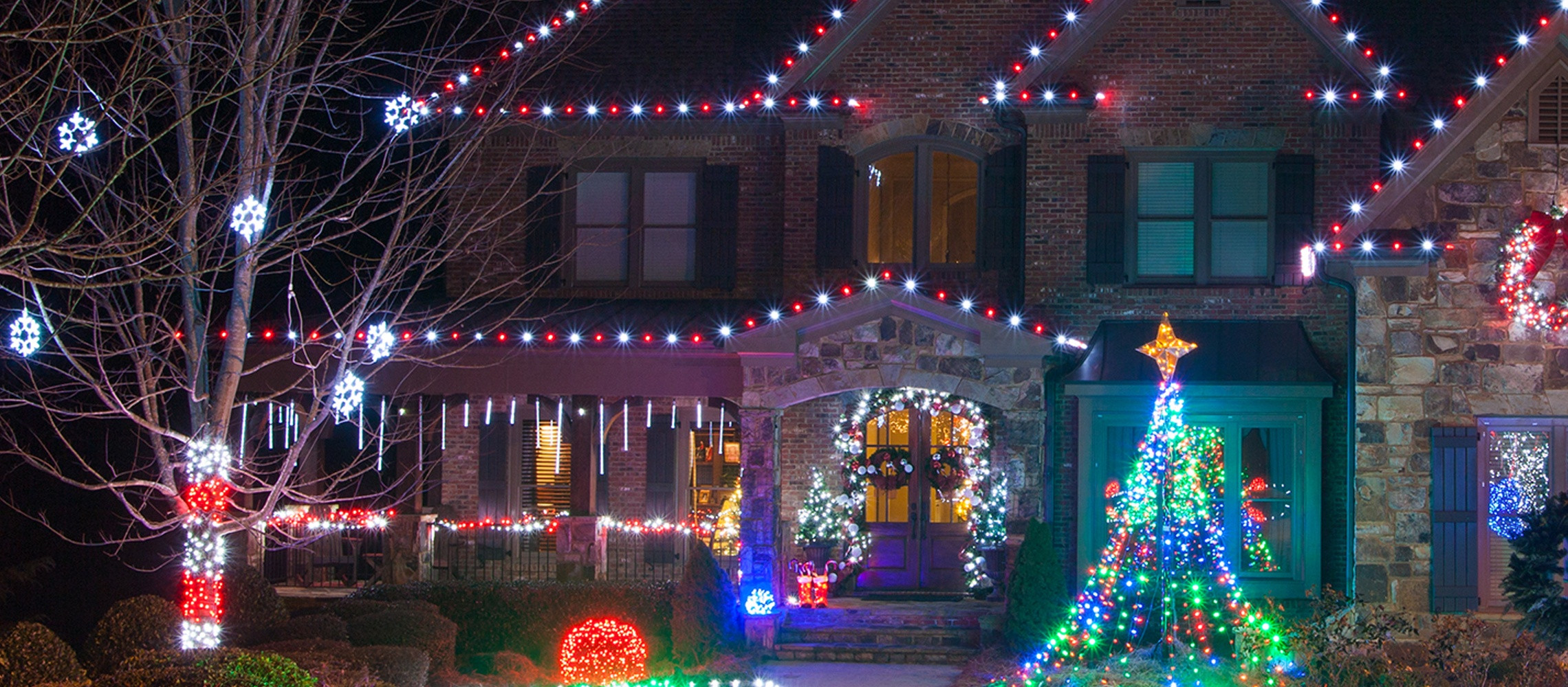 Christmas Rooftop Decorating Ideas
 Outdoor Christmas Lights Ideas For The Roof