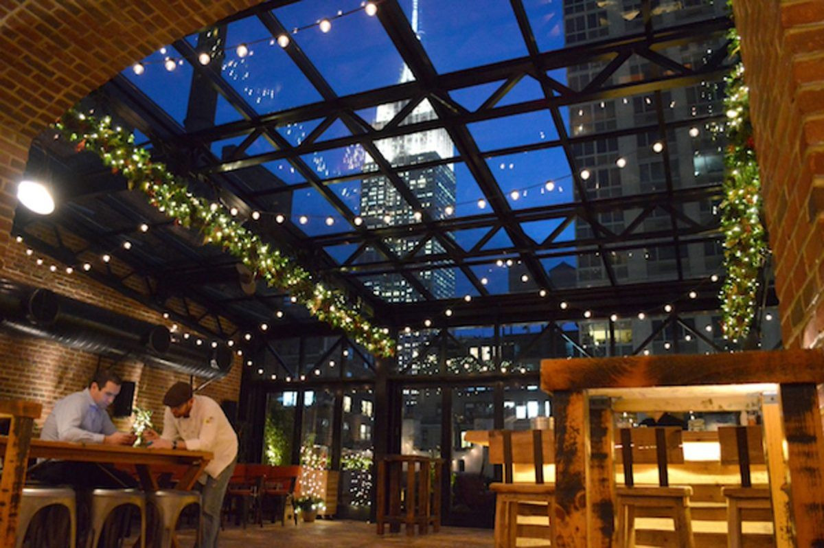 Christmas Rooftop Decorations
 5 Festive NYC Restaurants With the Best Holiday