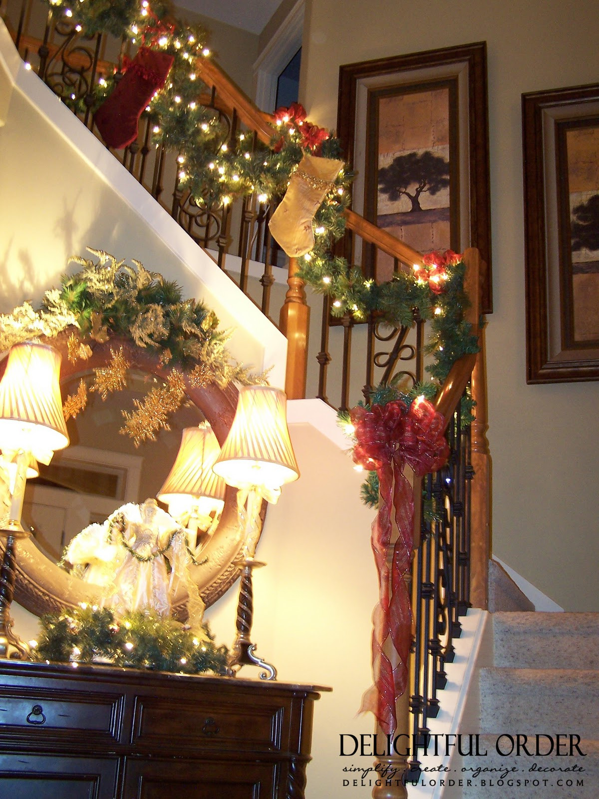 Christmas Staircase Decorating
 Delightful Order Staircase Christmas Decorating