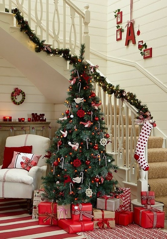 Christmas Staircase Decorating
 100 Awesome Christmas Stairs Decoration Ideas DigsDigs