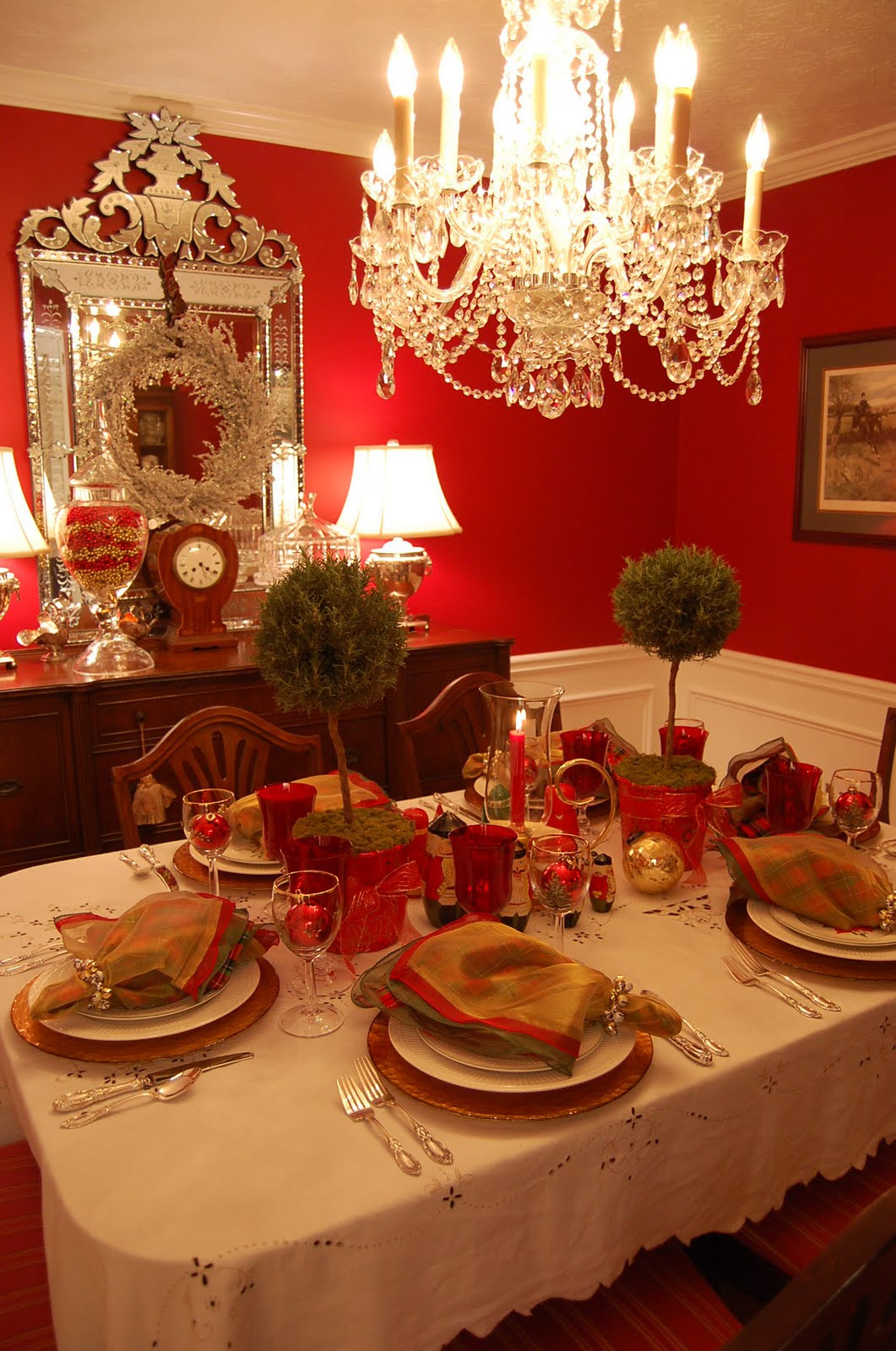 Christmas Table Setting
 Christmas Table Setting Tablescape with Topiary Centerpiece