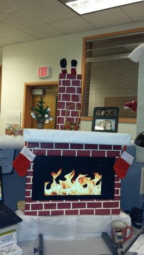 Christmas Themed Fireplace Screens
 My puter fireplace for Christmas in cubicles