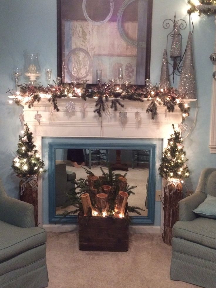 Christmas Themed Fireplace Screens
 17 Best images about Fake Fireplace Mantles on Pinterest