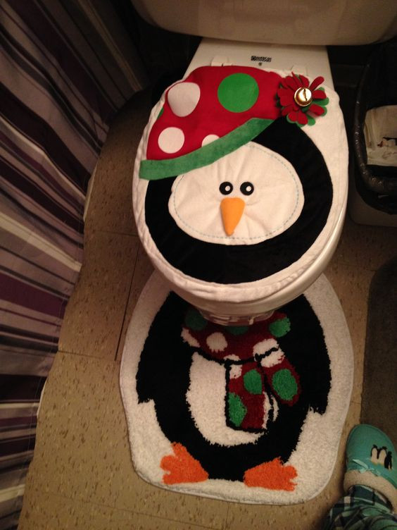 Christmas Toilet Seat Covers
 Toilets Seat covers and Toilet seat covers on Pinterest