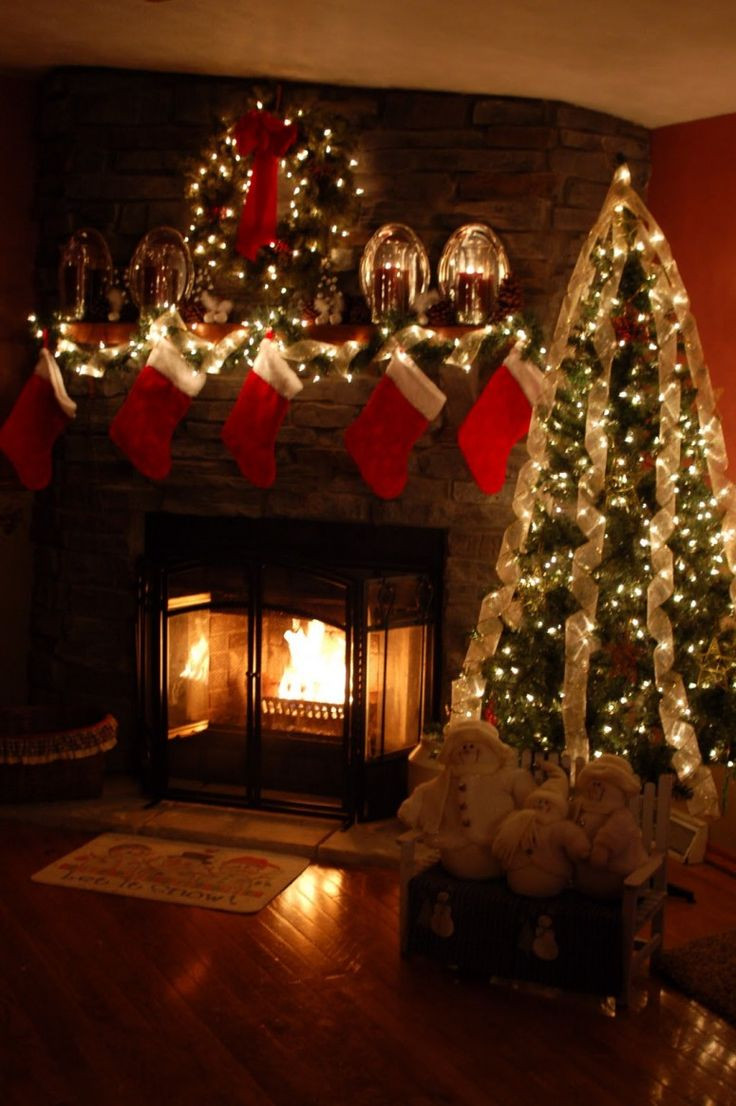 Christmas Tree By Fireplace
 Safety Tips for Holiday Decorating Mantels & Fireplaces