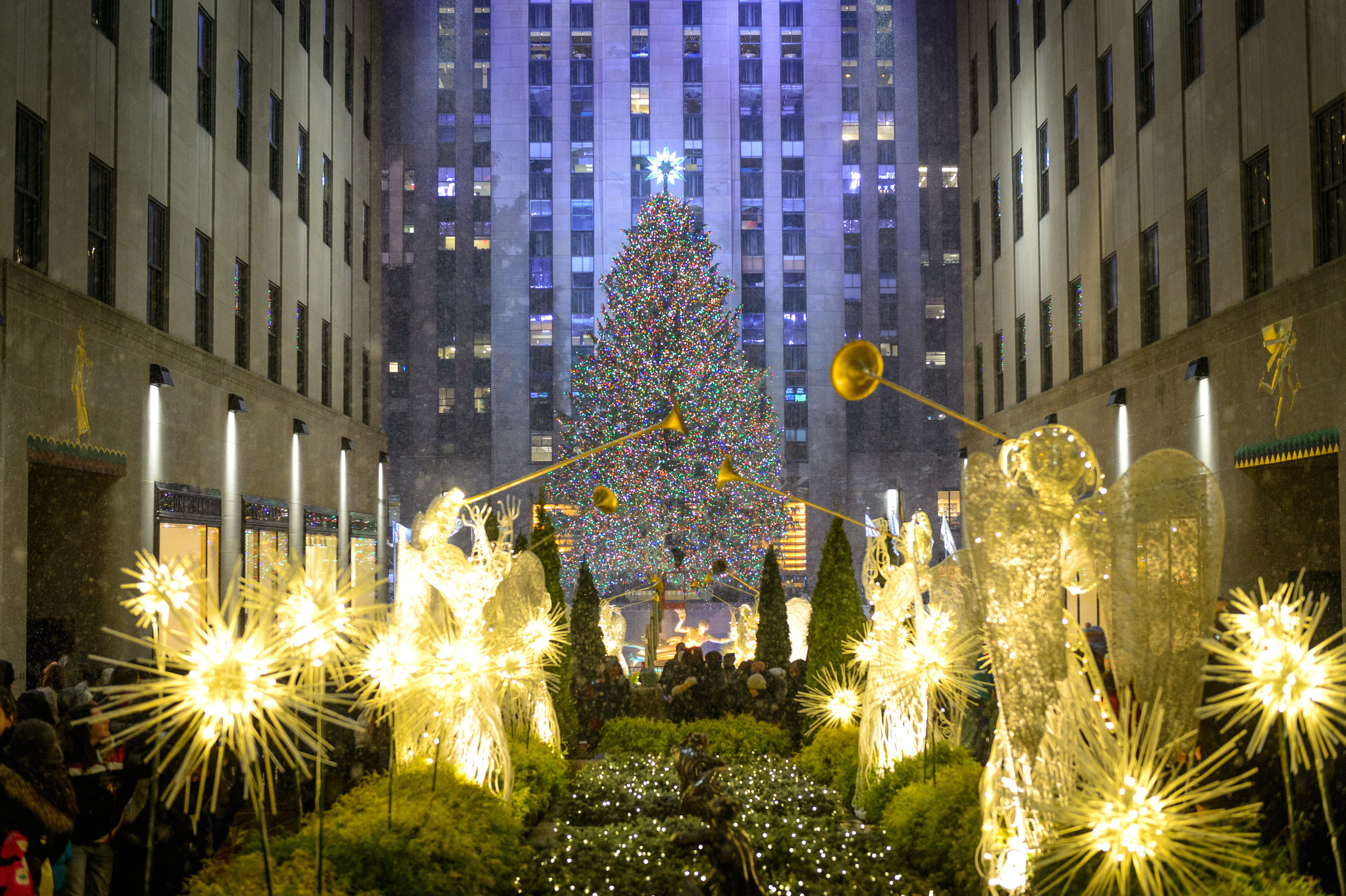 Christmas Tree Lighting 2019 Nyc
 Rockefeller Center Tree Lighting In NYC With Special Guests