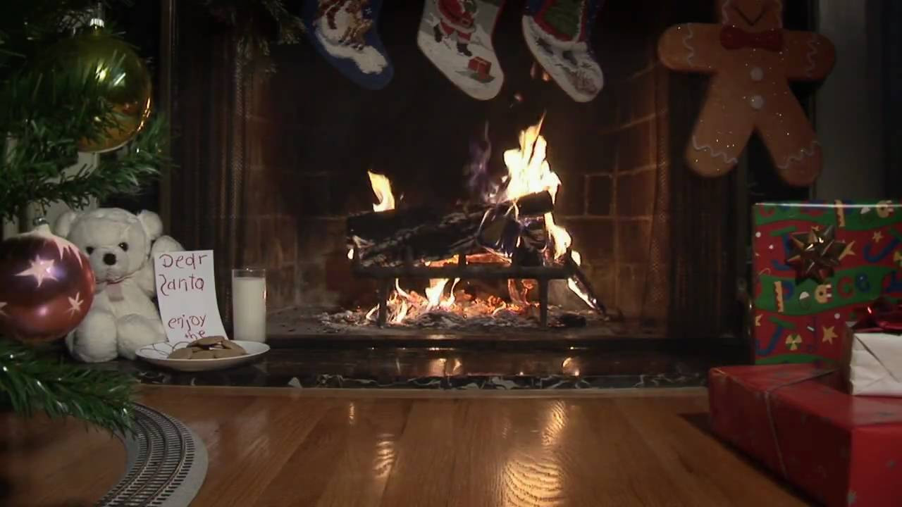 Christmas Tree Next To Fireplace
 Holiday Video Fireplace with Christmas Tree and Model