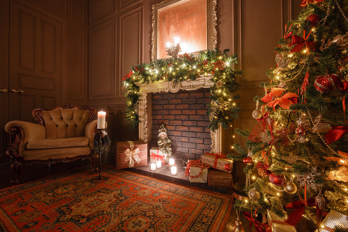 Christmas Wallpaper Fireplace
 Christmas Fireplace Free Wallpaper Download