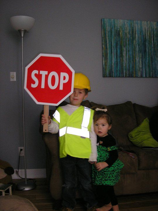 Construction Worker Costume DIY
 Pinterest • The world’s catalog of ideas