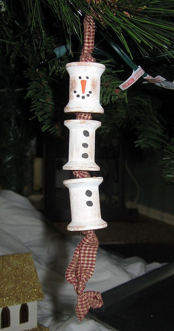 Cool Christmas Crafts
 25 Cool Snowman Crafts for Christmas Hative