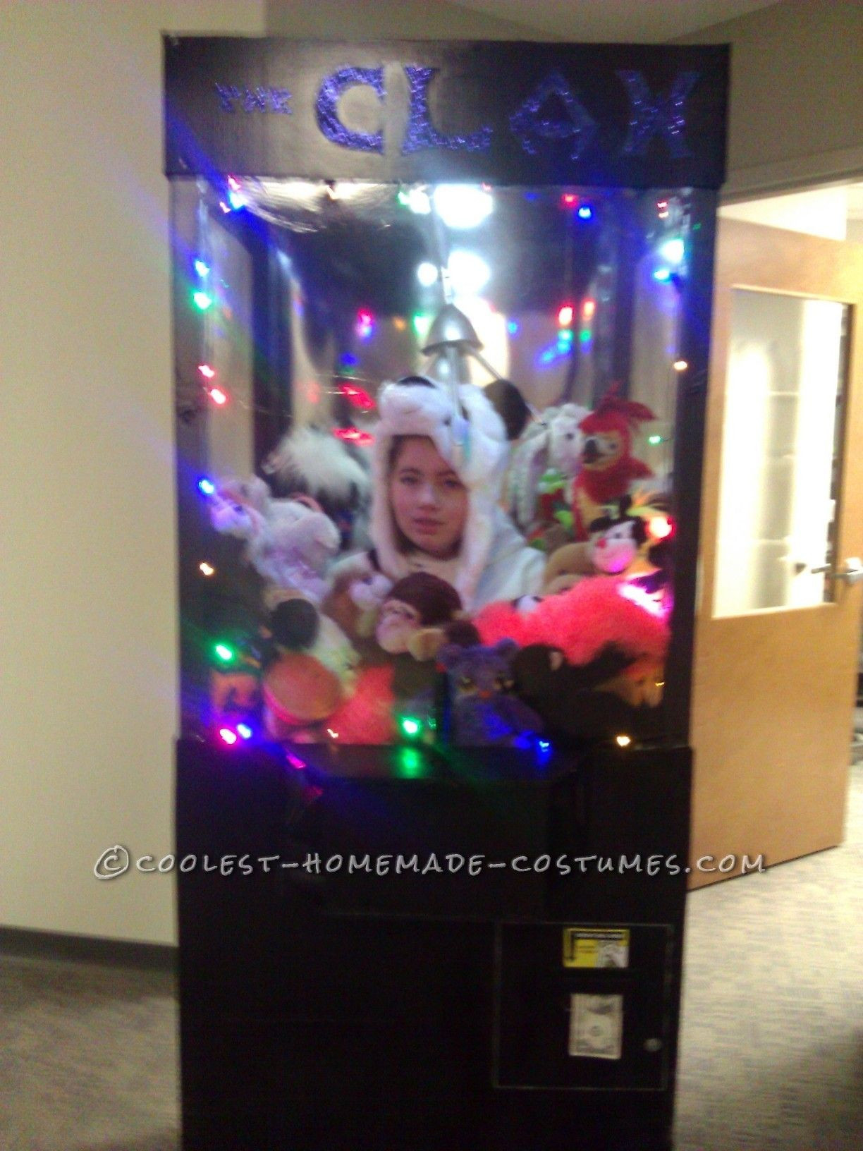 Cool DIY Halloween Costumes
 Awesome Homemade Costume Idea The Claw Machine