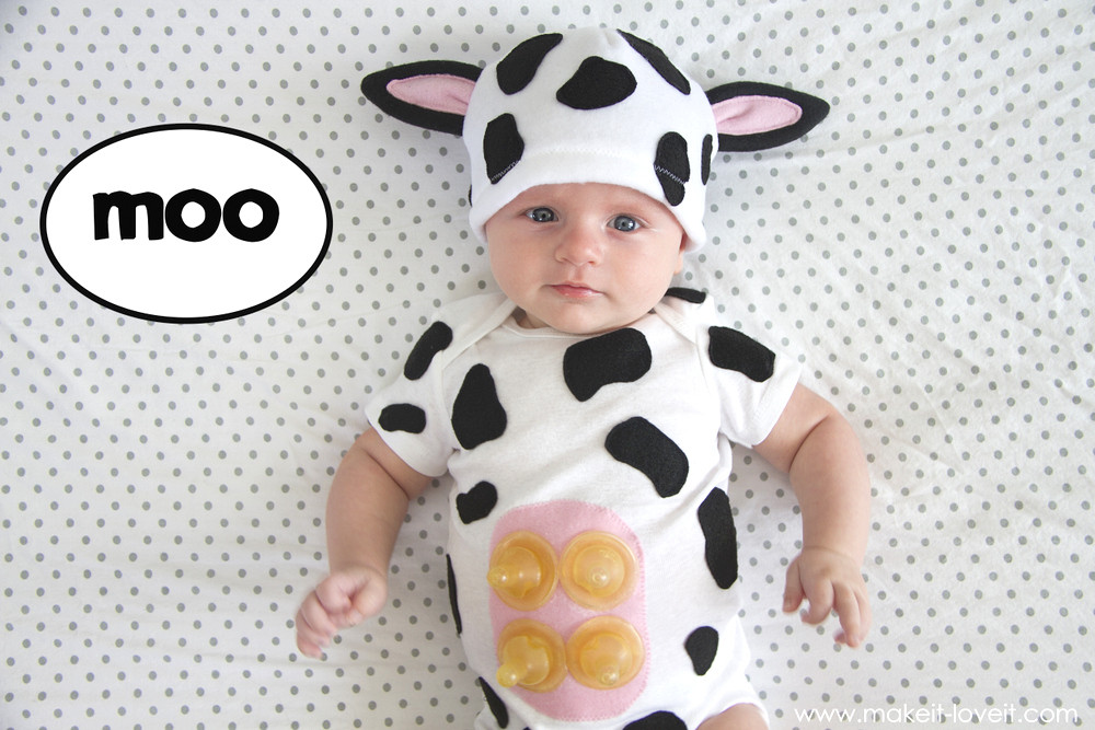 Cow Costume DIY
 Baby Cow Costume with an UDDER