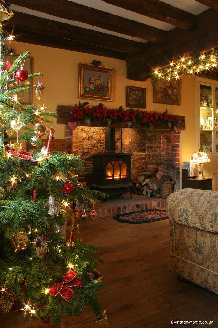 Cozy Christmas Fireplace
 A Cosy Christmas in the Cottage Christmas