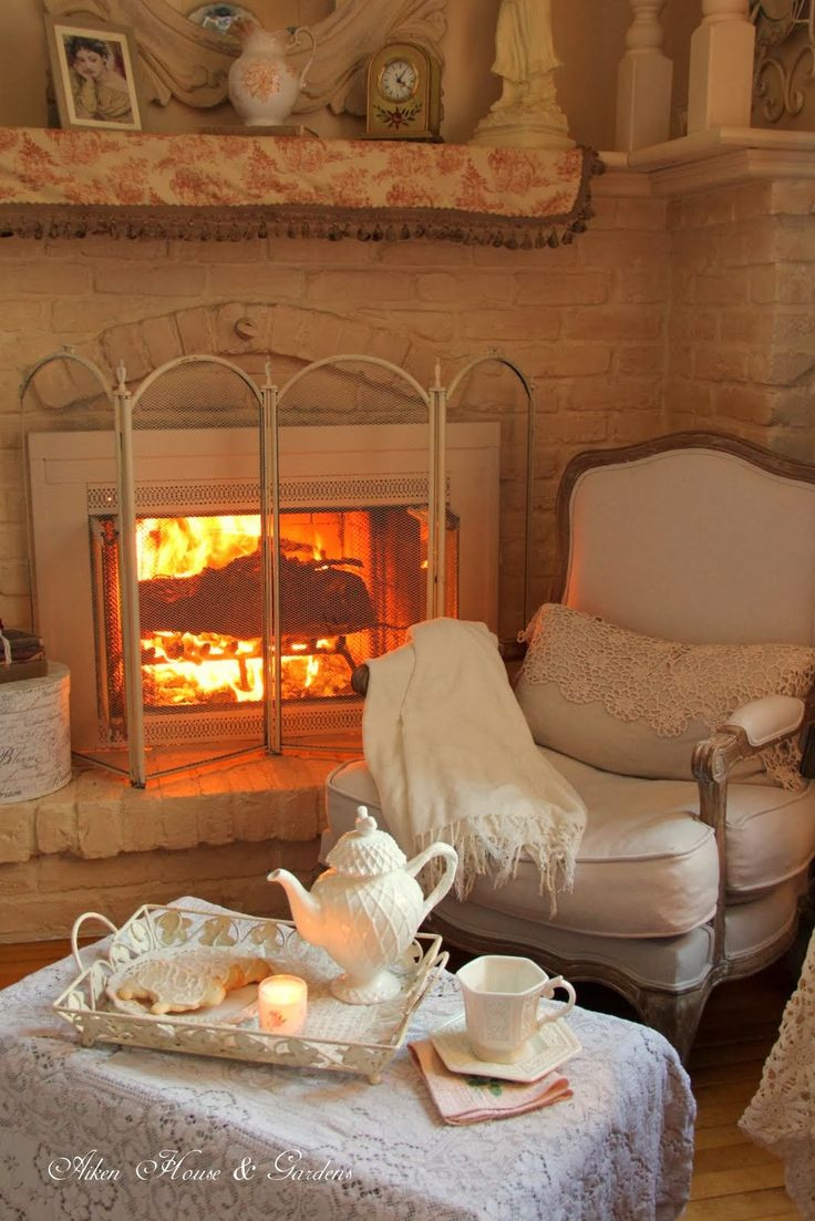 Cozy Christmas Fireplace
 10 Cozy Homes You’ll Want to Snuggle in This Winter