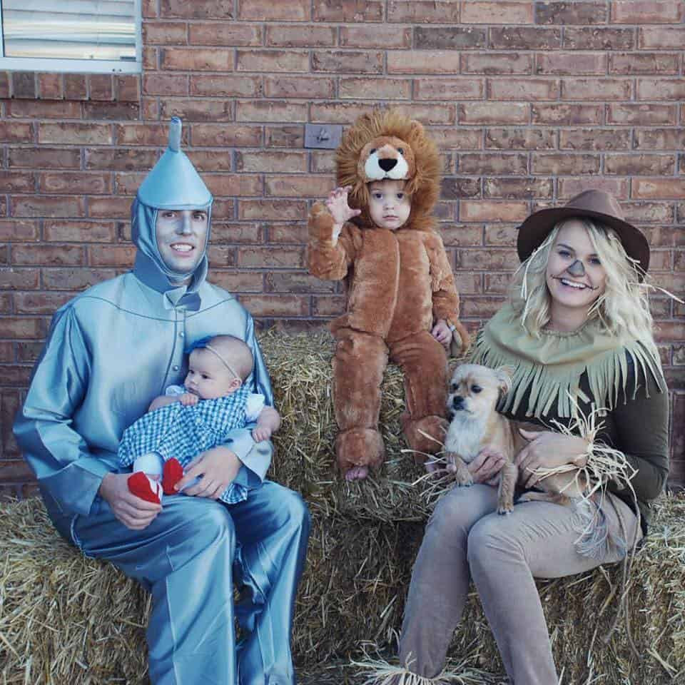 Creative DIY Costumes
 100 Super Creative DIY Family Halloween Costumes To Try
