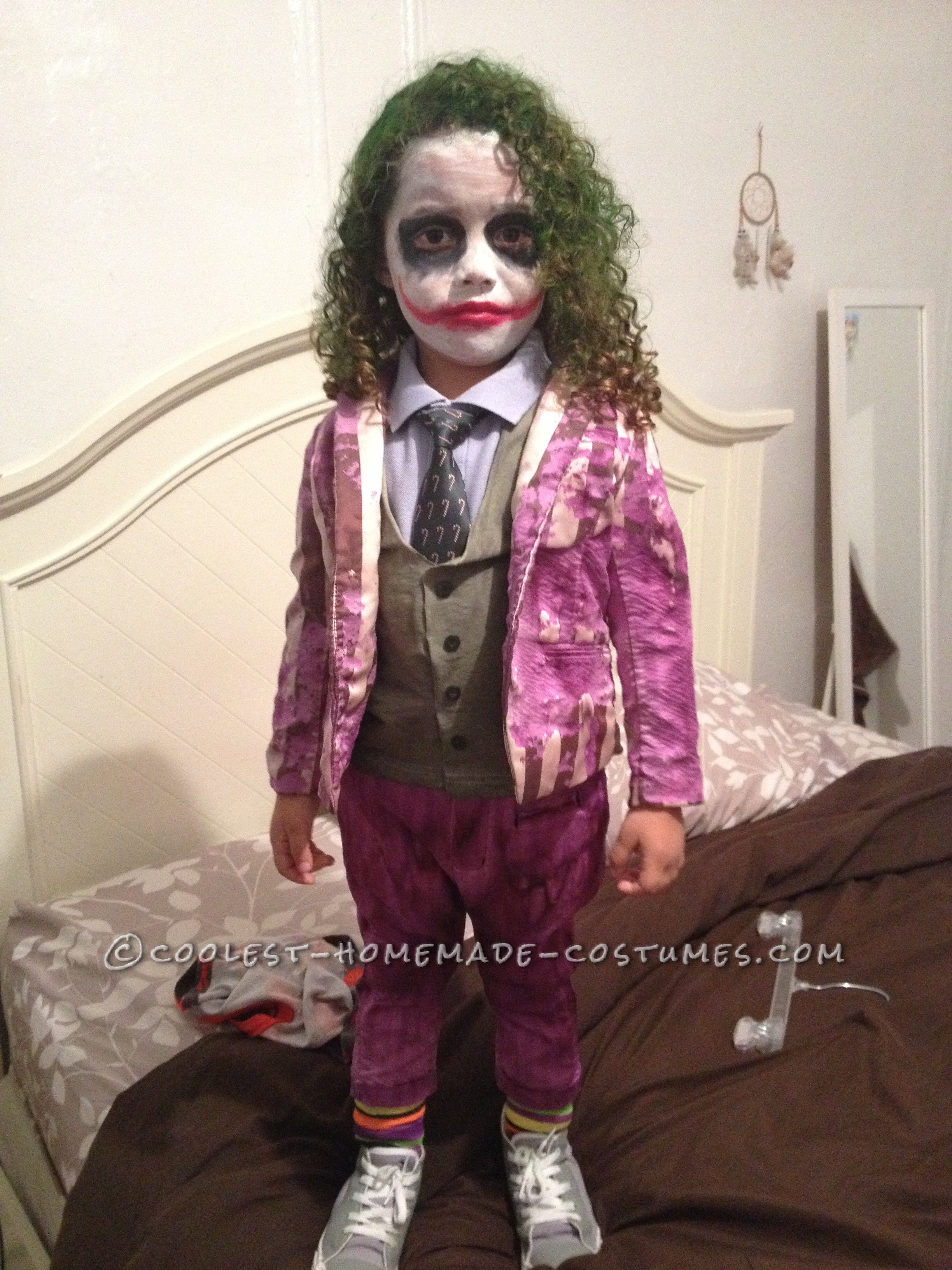 Creative DIY Costumes
 Creative and Unique Homemade Joker Costume for a Toddler