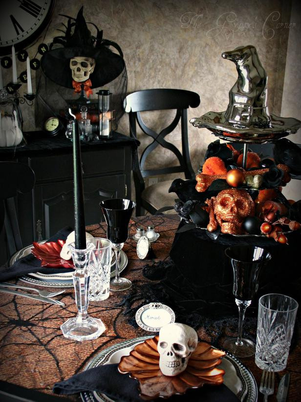 Creepy Halloween Party Ideas
 Modern Furniture Spooky Halloween Table Settings and