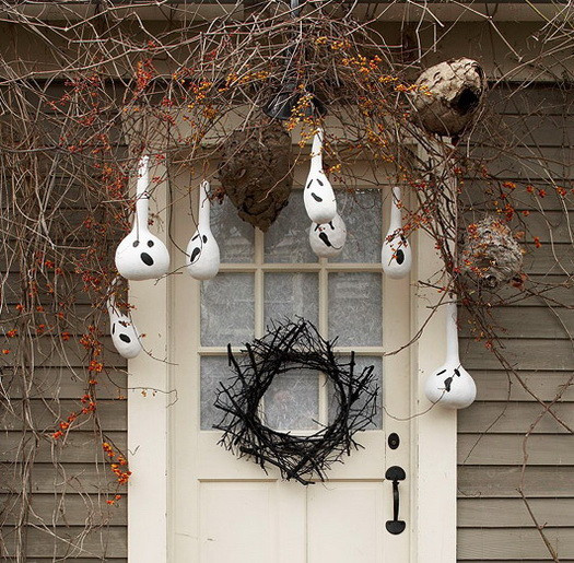 Creepy Outdoor Halloween Decorations
 34 Scary Outdoor Halloween Decorations And Silhouette