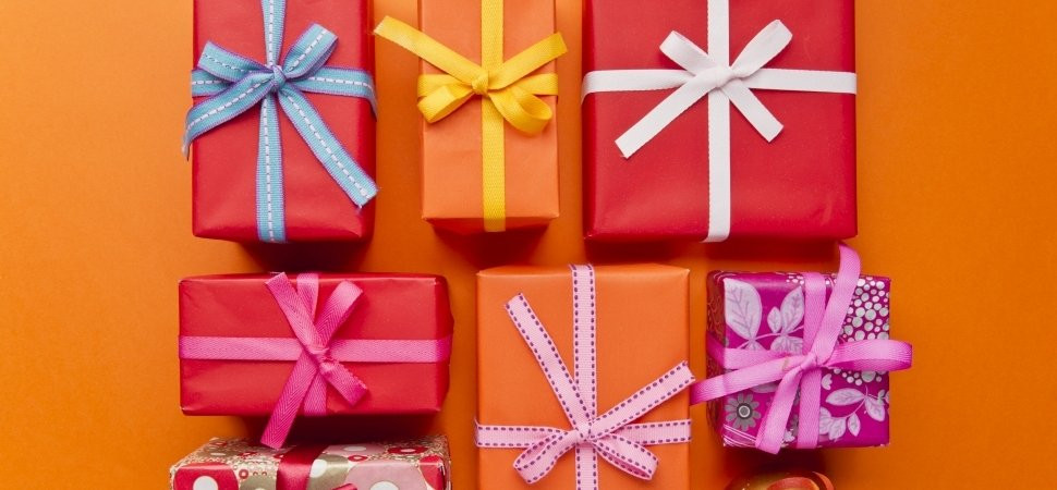 Customer Christmas Gift Ideas
 What Are the 9 Best Types of Gifts to Give Your Customers