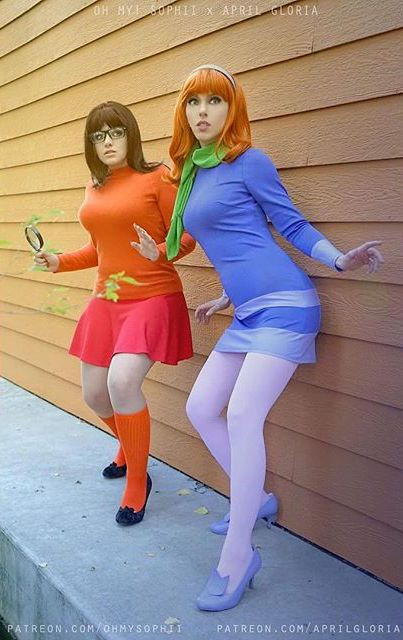 Daphne Costume DIY
 DIY Scooby Doo Velma & Daphne Halloween Costume Idea