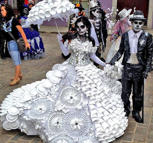 Dia De Los Muertos Costume DIY
 Best Day of the Dead Costume Ever