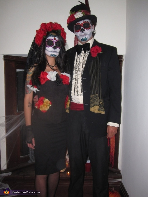 Dia De Los Muertos Costume DIY
 Dia De Los Muertos Costumes 5 5