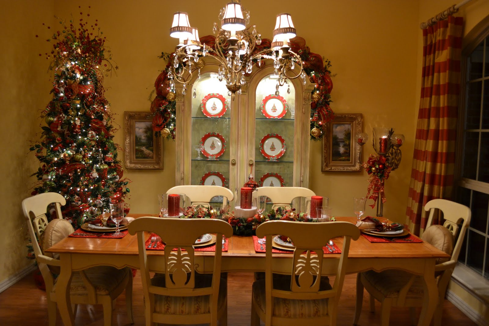 Dining Room Christmas Decorating
 Kristen s Creations My Christmas Dining Room