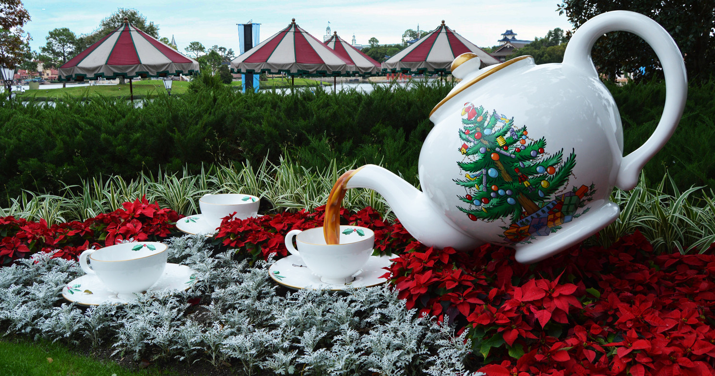 Disney Christmas Home Decor
 7 Things Disney Insiders Love About Holidays At Walt