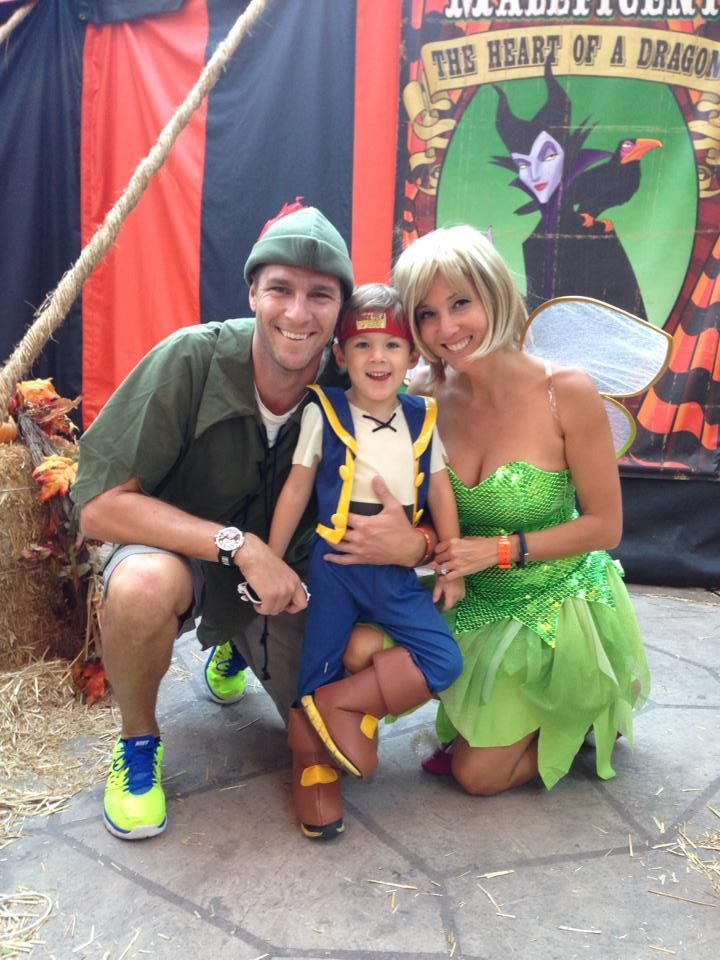 Disney Halloween Party Costume Ideas
 disney peter pan family costume