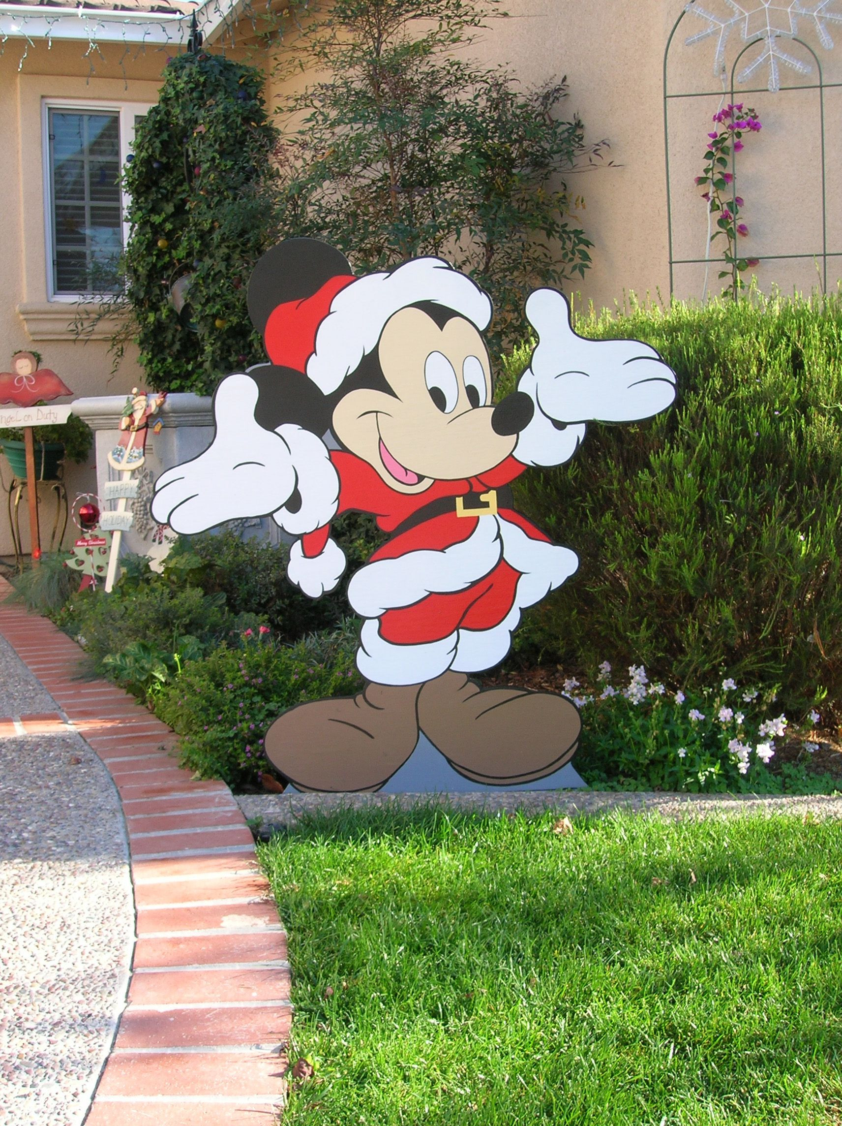 Disney Outdoor Christmas Decorations
 Pin by Kevin Richlin on Disney yard Pinterest