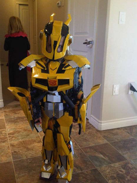 DIY Bumblebee Transformer Costume
 Bumblebee