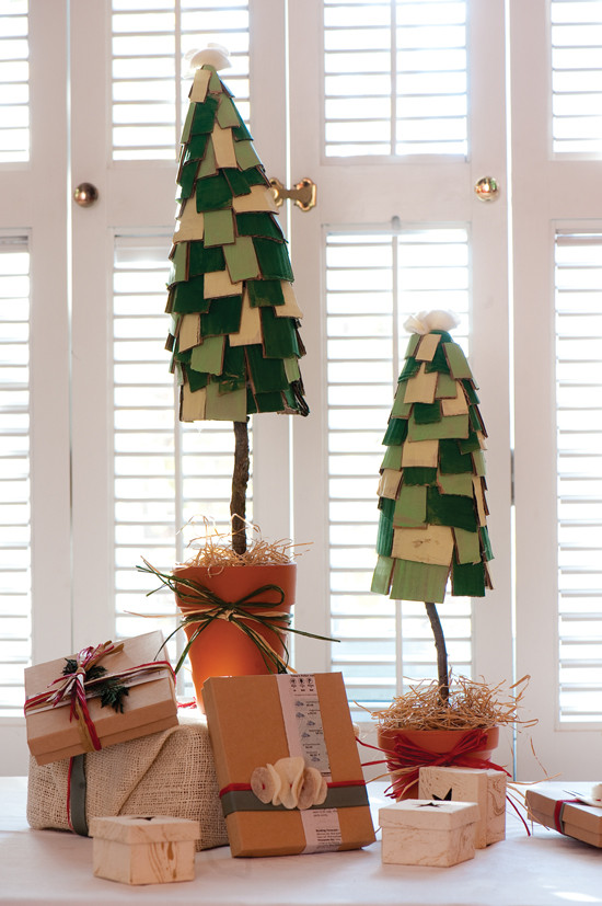 DIY Cardboard Christmas Tree
 DIY Christmas Tree Ideas for a Waste Free Christmas