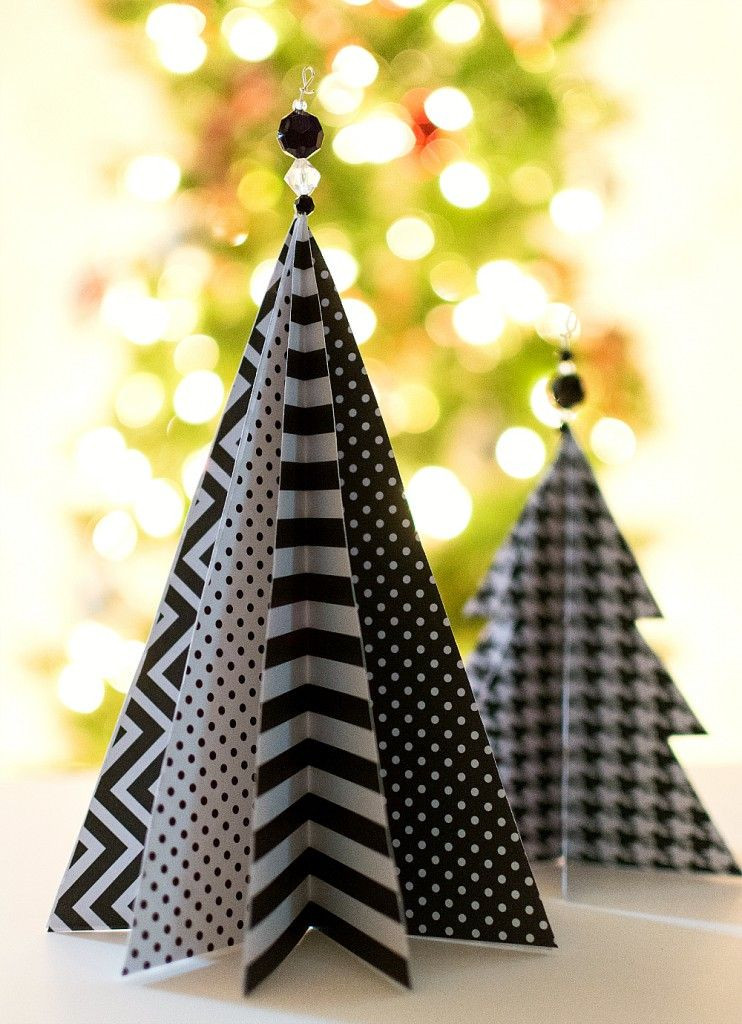 DIY Cardboard Christmas Tree
 45 DIY Paper & Cardboard Christmas Decoration