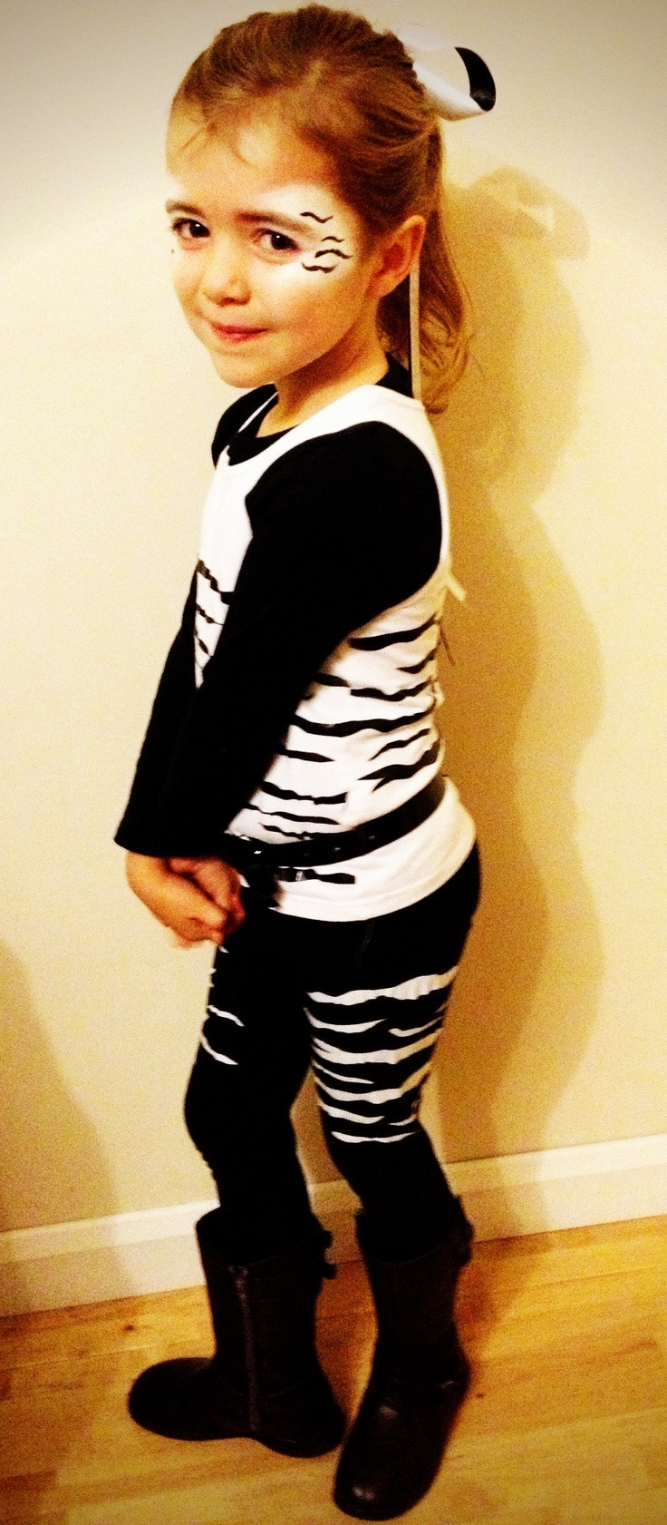 DIY Cheetah Costumes
 Best 25 Zebra costume ideas on Pinterest