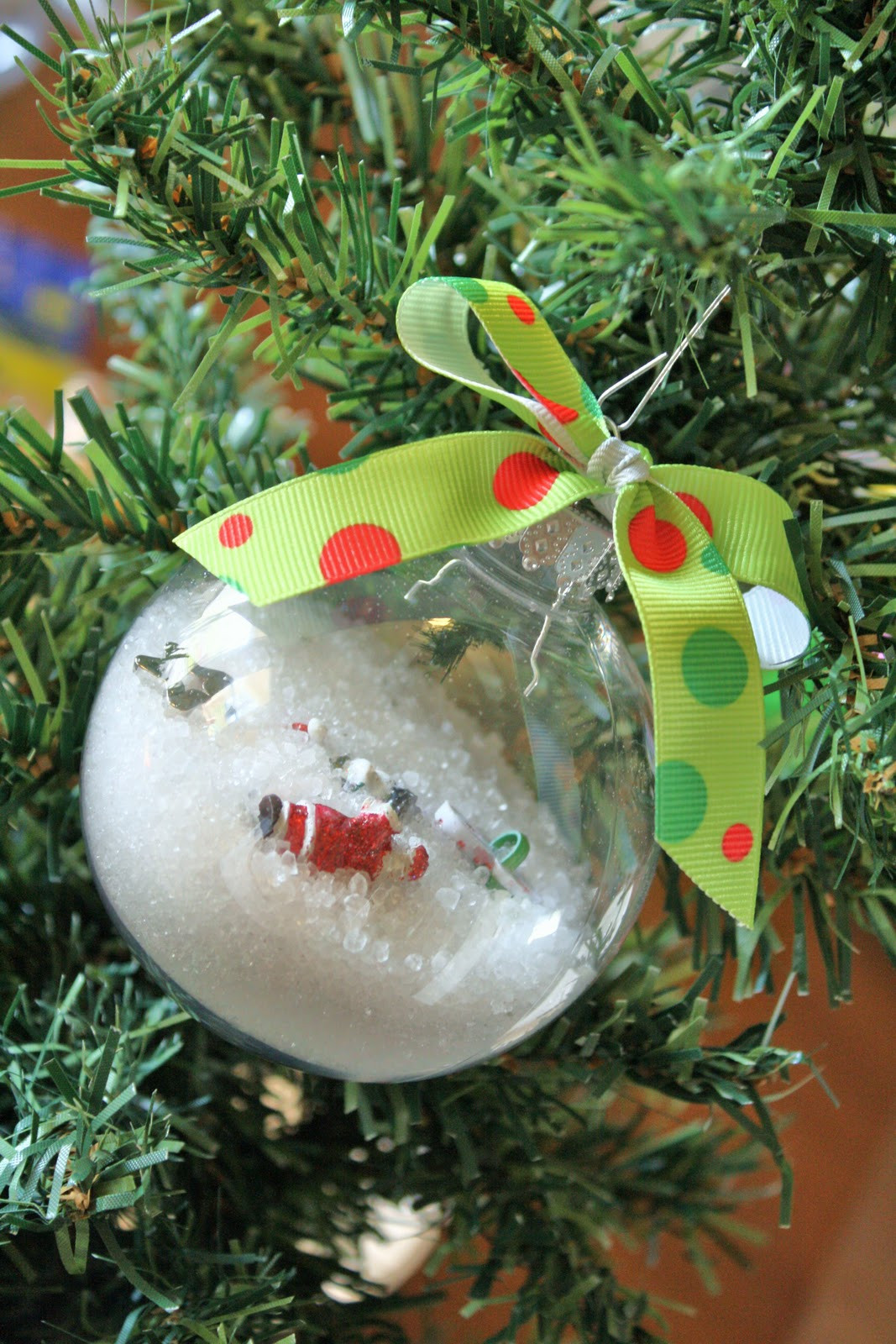DIY Christmas Balls
 I Spy Ornaments