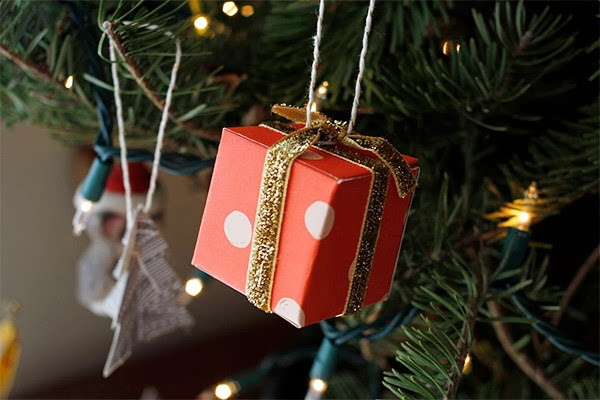 DIY Christmas Box
 Crafty Christmas DIY Christmas Gift Box Ornaments
