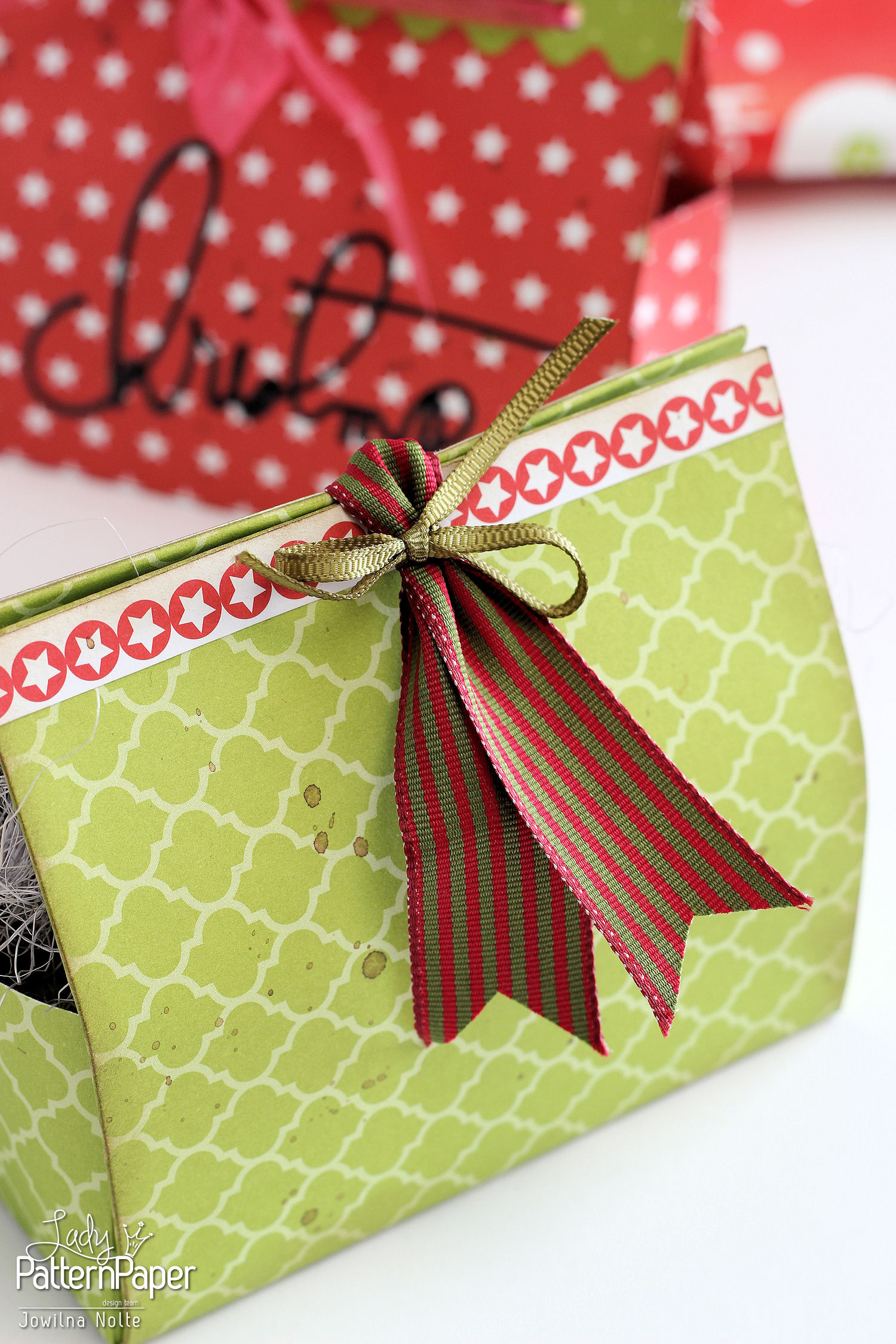 DIY Christmas Box
 DIY Christmas Gift Boxes ⋆ Lady Pattern Paper