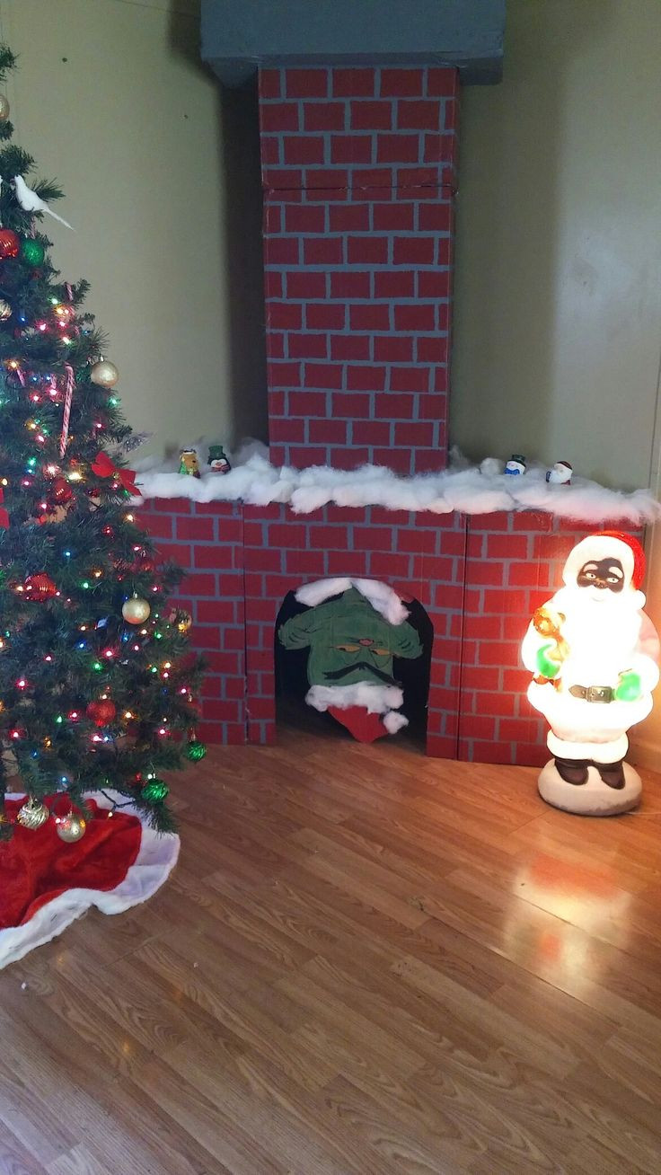 DIY Christmas Fireplace
 Best 25 Cardboard fireplace ideas on Pinterest