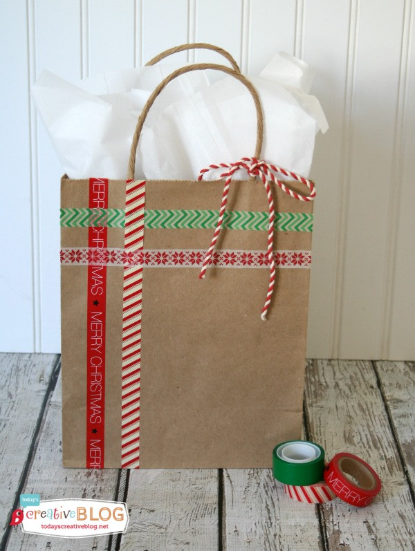 DIY Christmas Gift Bag
 DIY Holiday Gift Bags