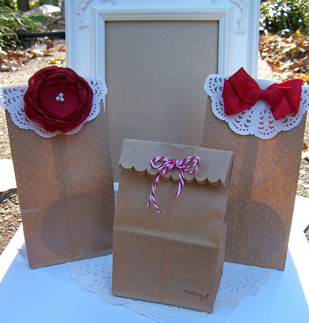 DIY Christmas Gift Bag
 The Curtsey Boutique DIY Christmas Gift Bag Kits Mini