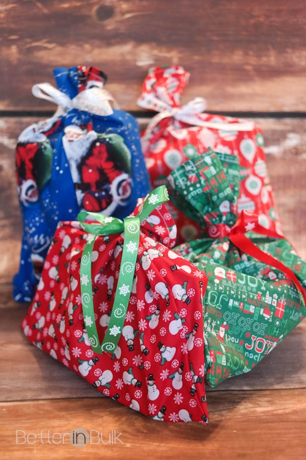 DIY Christmas Gift Bags
 DIY Reusable Fabric Gift Bags