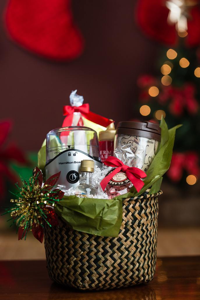DIY Christmas Gift Basket Ideas
 Great DIY Gift Sets for Food Lovers Everyday Good Thinking