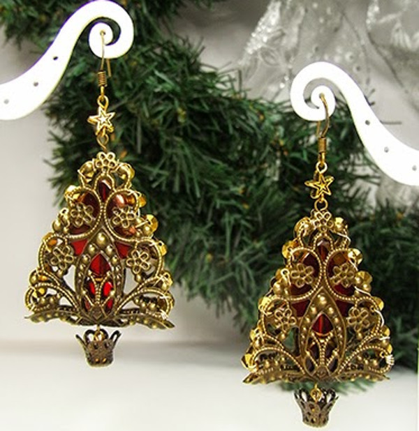 DIY Christmas Jewelry
 Gold Filigree DIY Christmas Tree Earrings