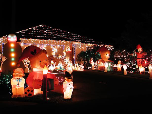 DIY Christmas Light Show
 14 Colorful & Over The Top Outdoor Christmas Light