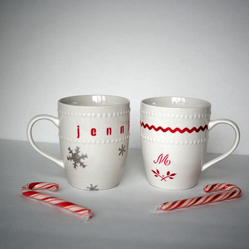 DIY Christmas Mug
 Dollar Store Stenciled Gift Mugs